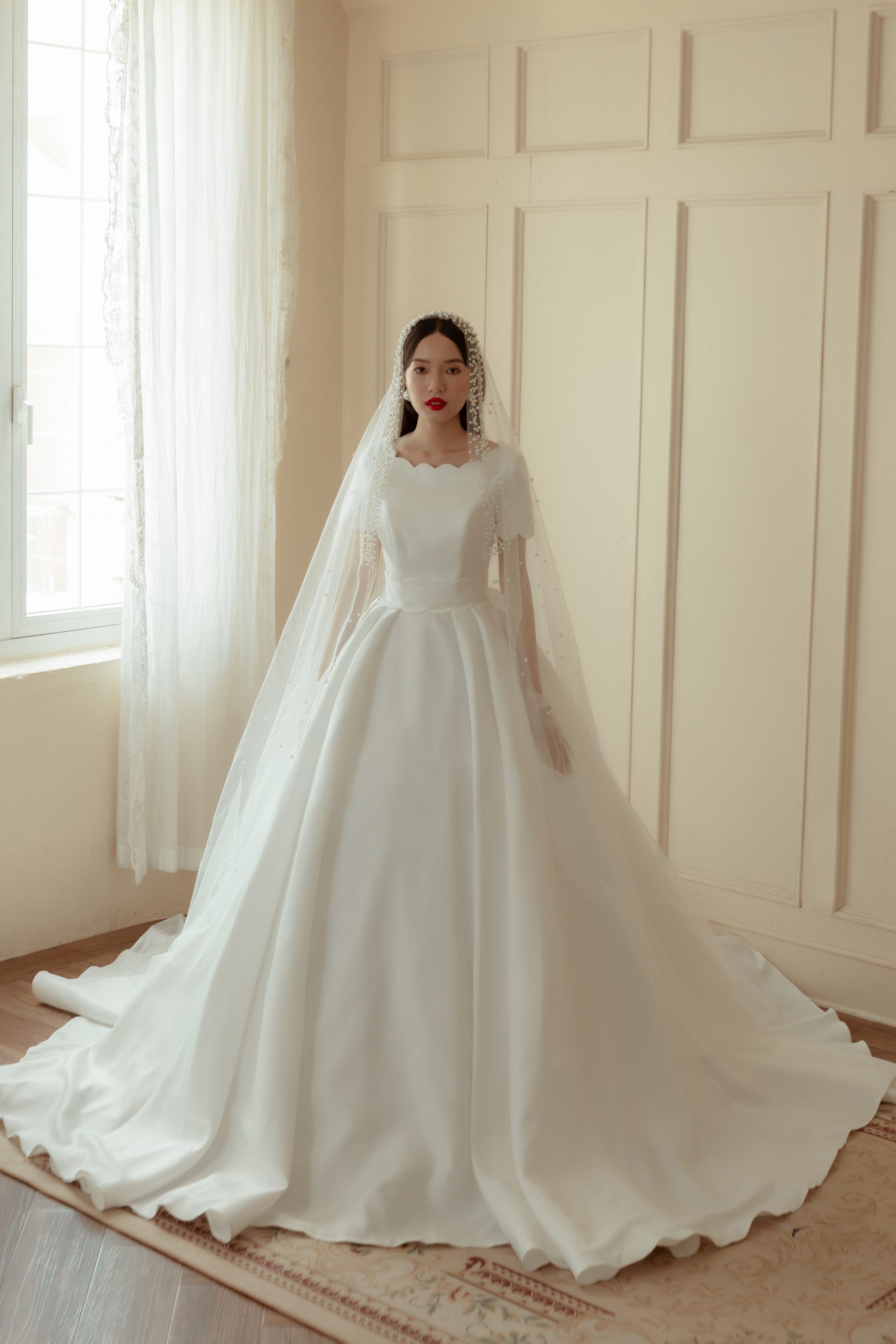 Top 4 phong cách váy cưới ngắn 2022 dành cho cô dâu cá tính Bống Maxishop
